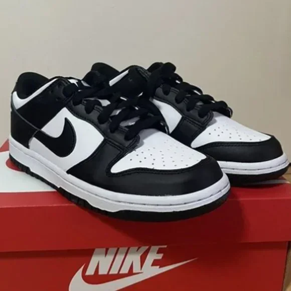 Nike Dunk Low Black and white panda women's shoes - Picture 2 of 5